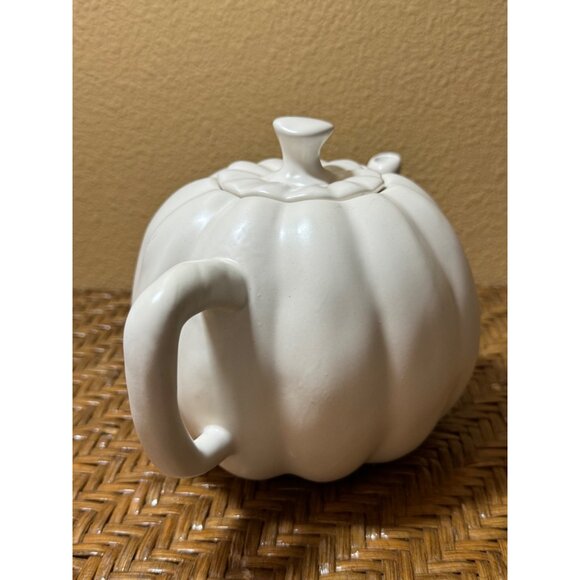 Rae Dunn Artisan Tea Pumpkin Shaped Fall Teapot Halloween Thanksgiving Fall - Picture 7 of 14